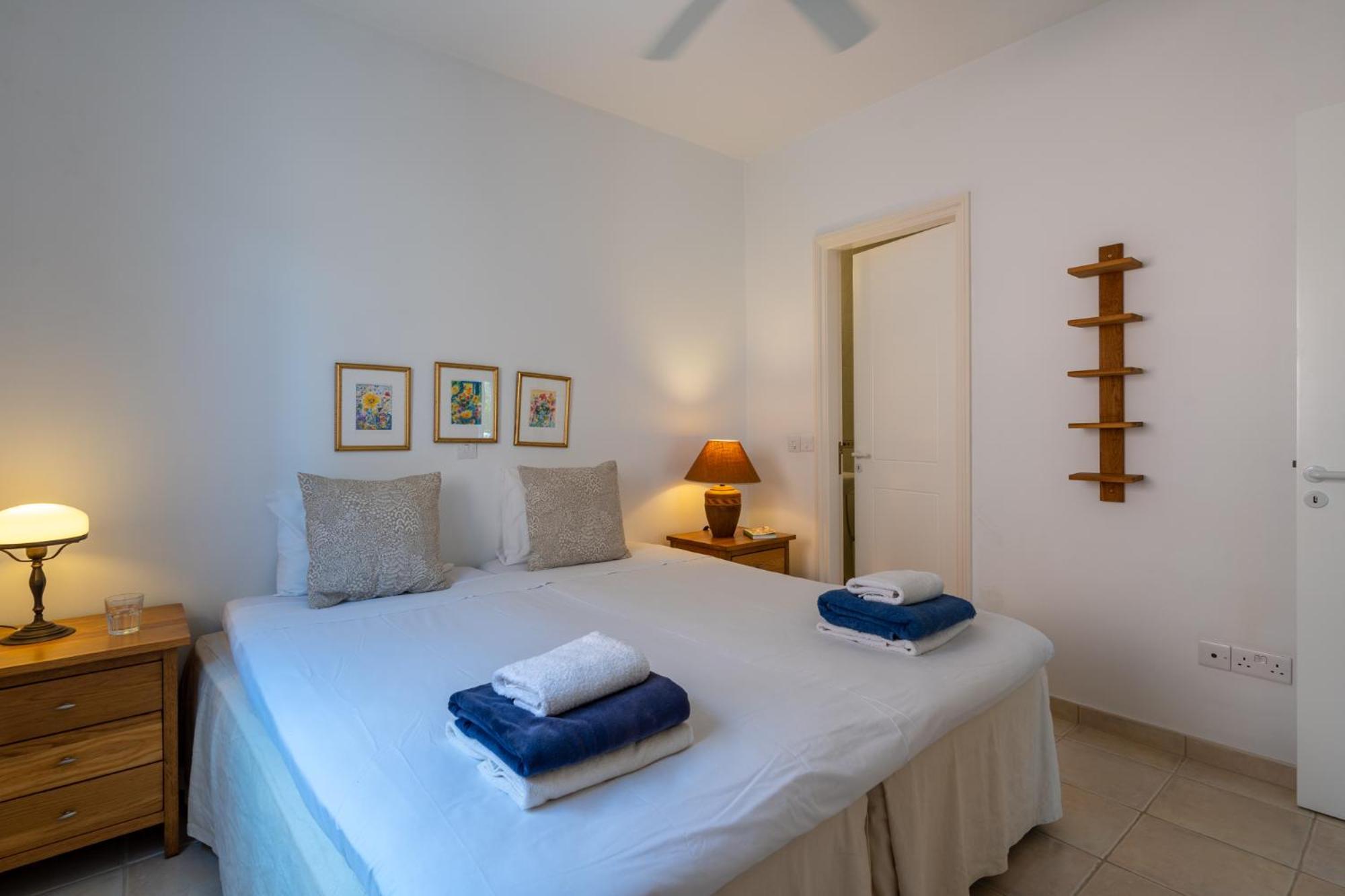 Tropical Paradise In Harbour Paphos, Central & Close To Beach Экстерьер фото